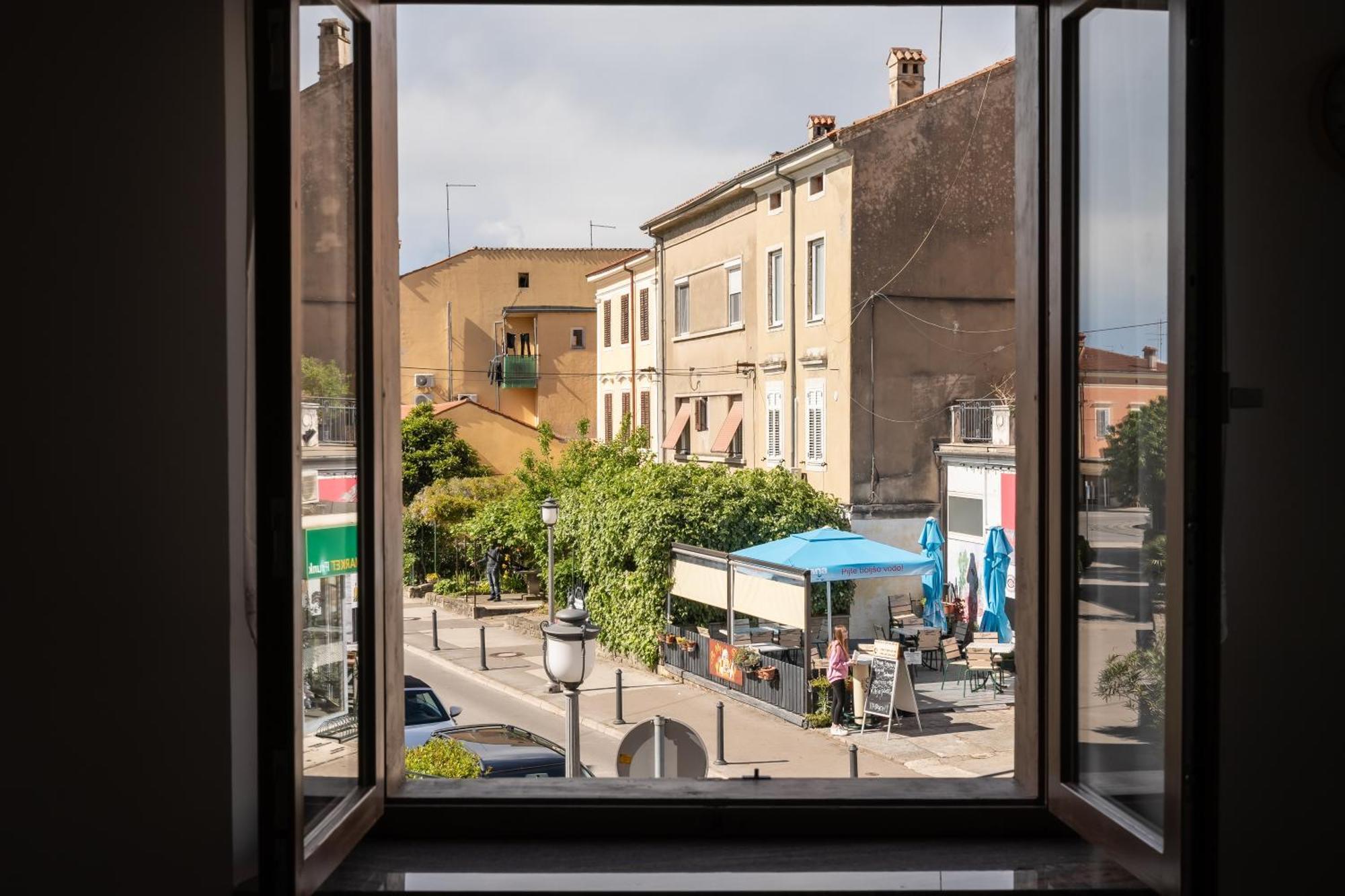 Island Apartments Izola Extérieur photo