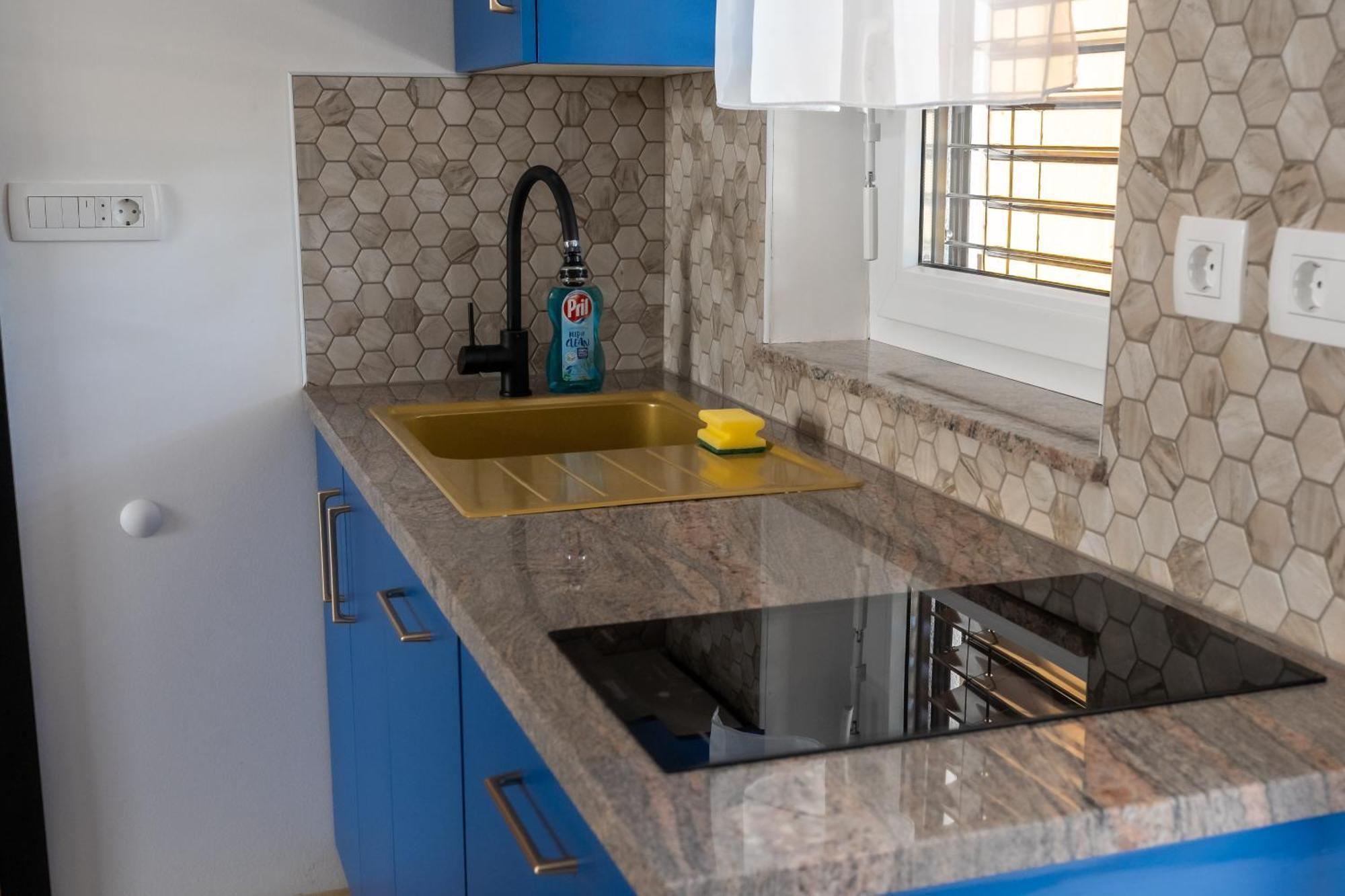 Island Apartments Izola Chambre photo
